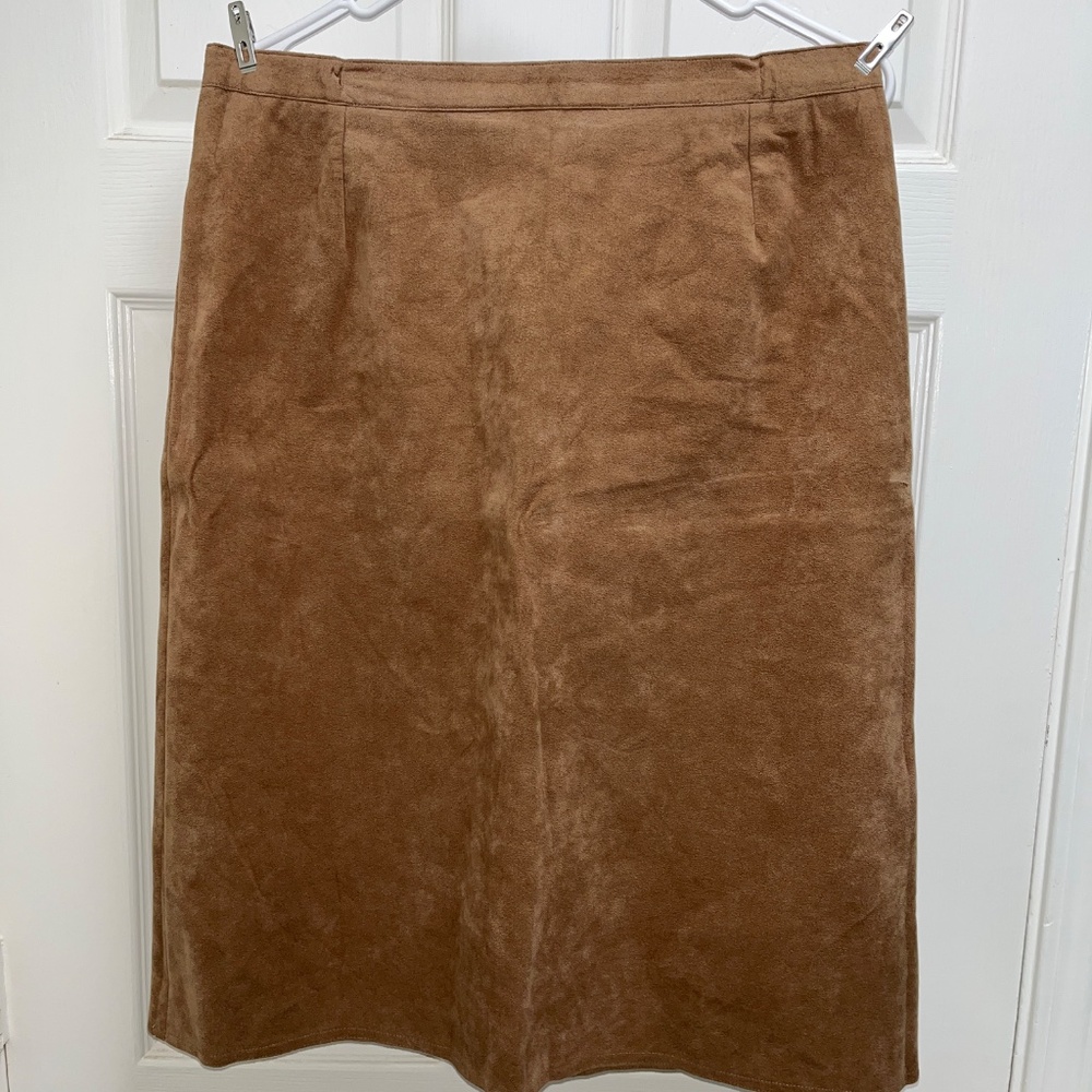 Women's Suede Skirt and Coat 10 - Picture 10 of 16